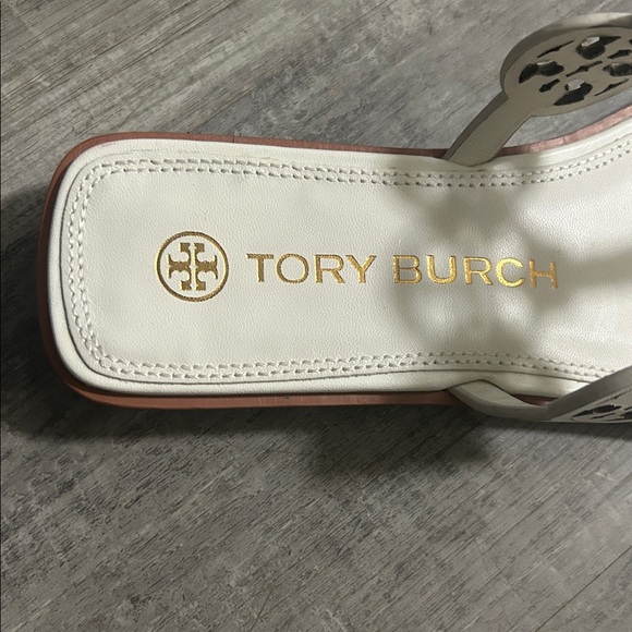 Tory Burch White Leather Thong Sandals Size 10.5 - Picture 6 of 7